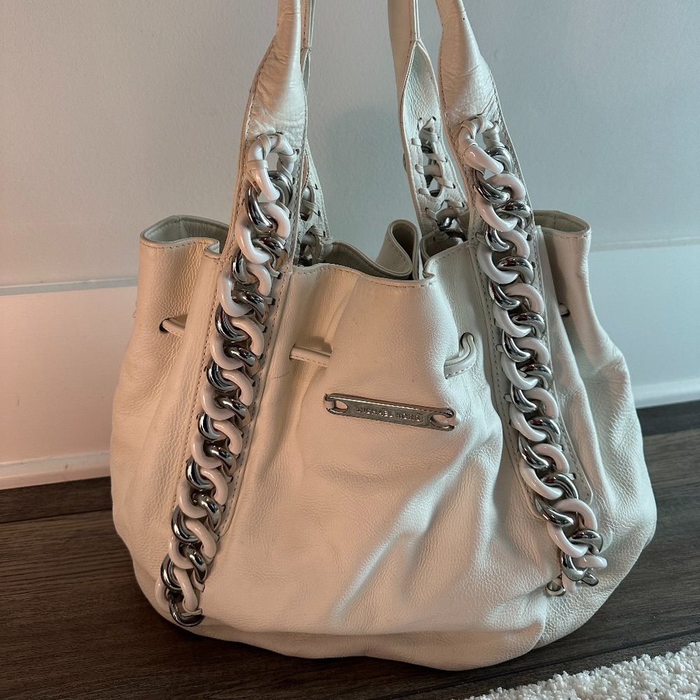 MICHAEL KORS SILVER CHAIN BAG (Cream White) *Vintage*